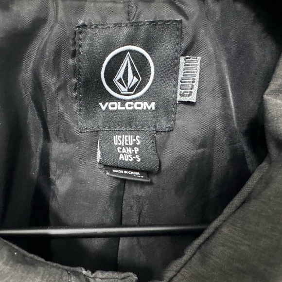 Volcom Dark Grey/Black Lightweight Coach Jacket Small Button Snap - Picture 3 of 3